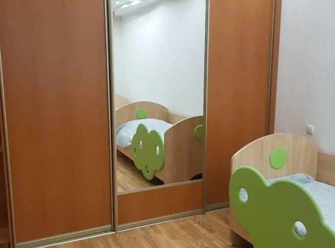 Апартаменты На Люстдорфской *